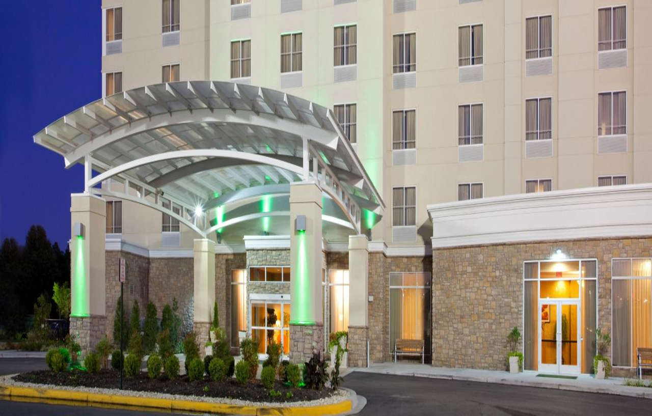 Delta Hotels By Marriott Colonial Heights Exterior photo